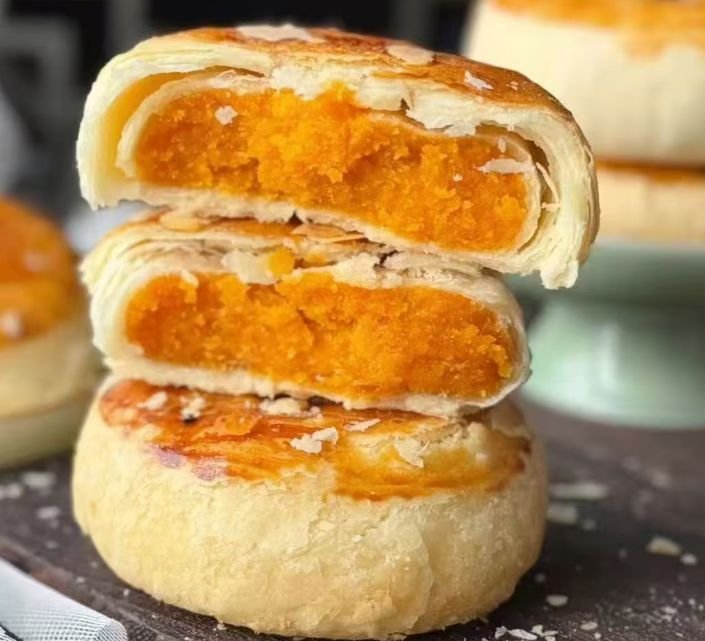 白皮酥（蛋黄）